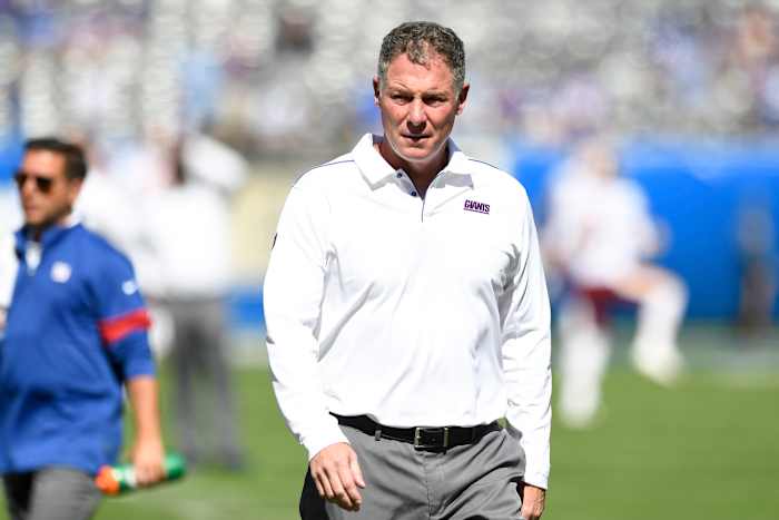 New York Giants head coach Pat Shurmur on the field before the game. The New York Giants host the Washington Redskins in NFL Week 4 on Sunday, Sept. 29, 2019, in East Rutherford. Nyg Vs Was Week 4